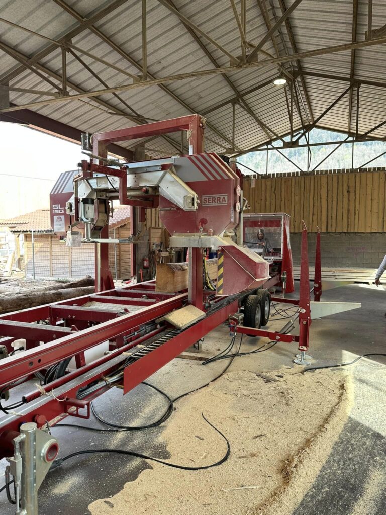 Scierie SERRA BAVARIA SL130i en action 2