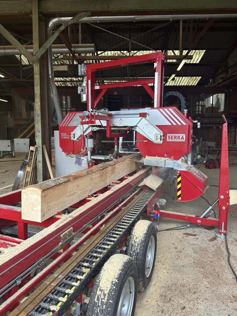 Scierie SERRA BAVARIA SL130i en action 1