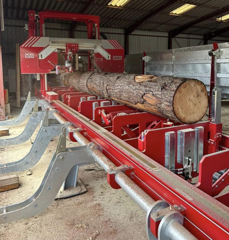 Scierie SERRA AFRICA XE135/160 en action 7