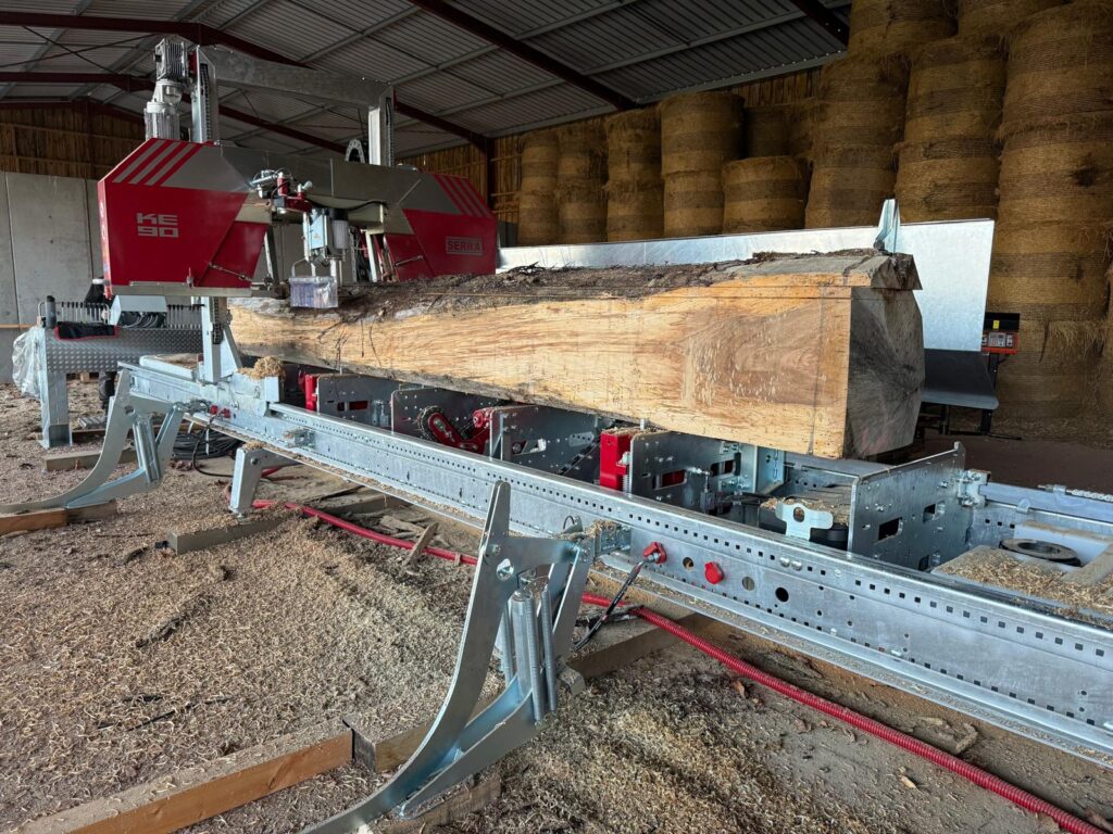 Scierie SERRA Alpina KE/KB90 sur chantier